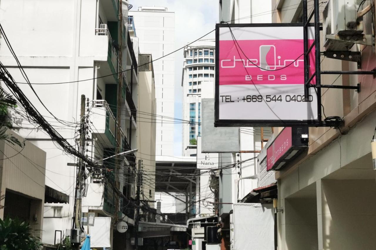 Cheqinn Bed Sukhumvit 4 Nana Plaza Bangkok Exterior foto