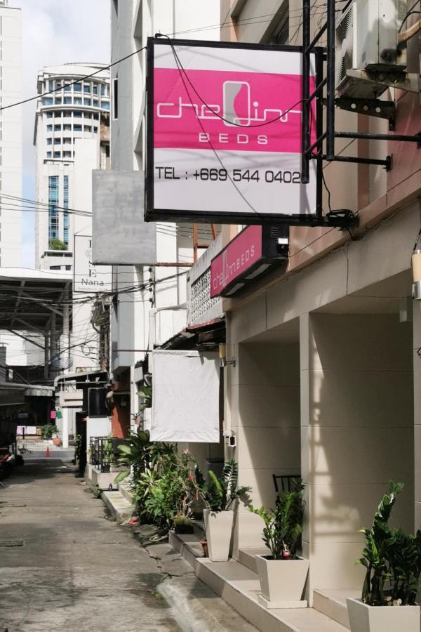 Cheqinn Bed Sukhumvit 4 Nana Plaza Bangkok Exterior foto
